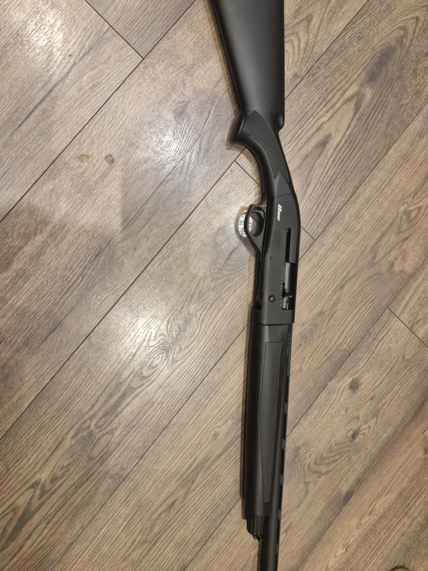 12g semi Auto Shotgun